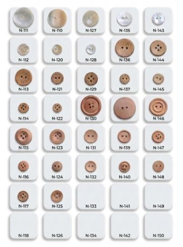 natural button 370x500